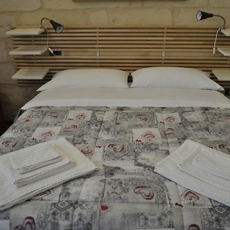 B&B Lecce Holidays ภายนอก รูปภาพ