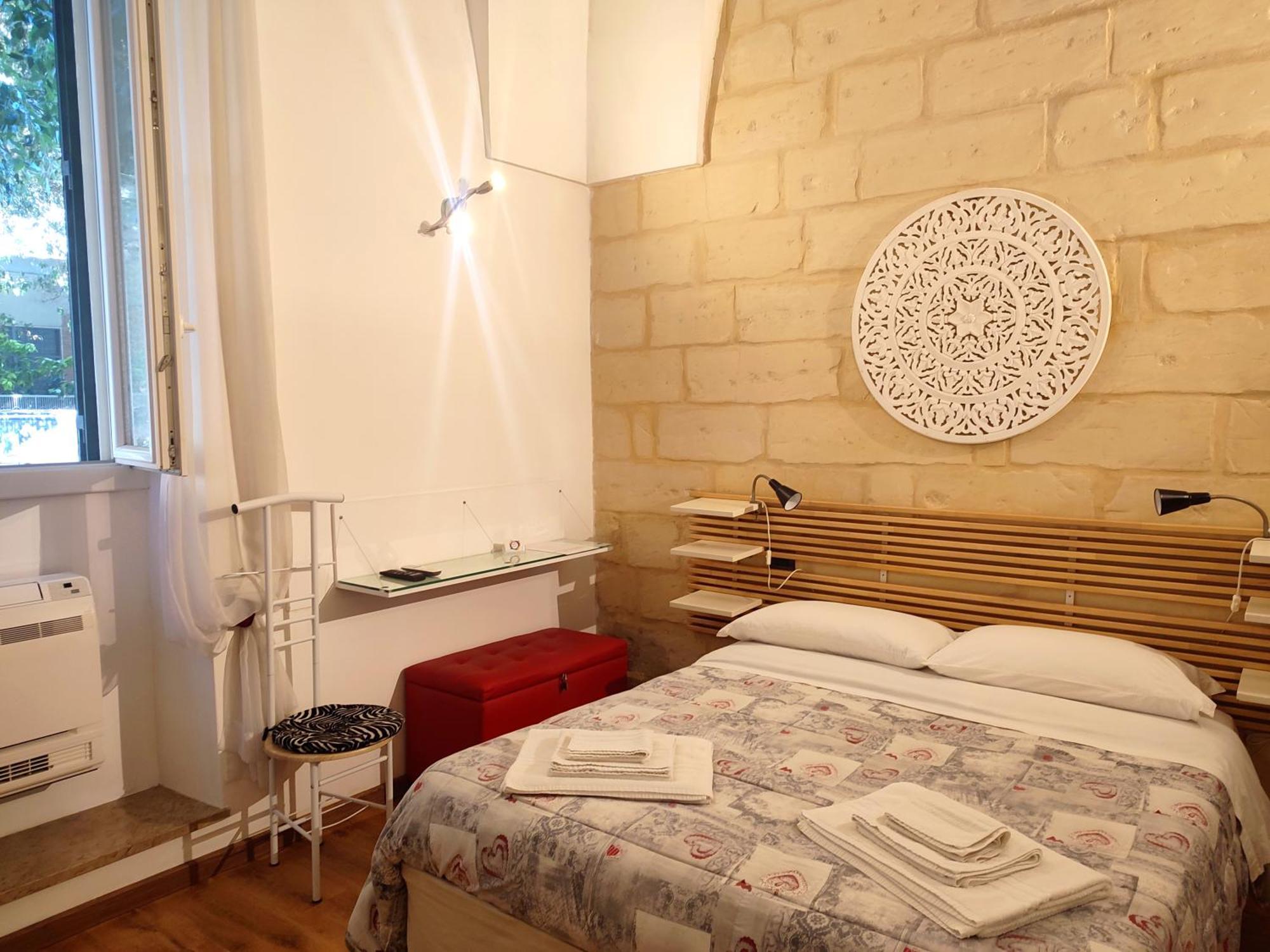 B&B Lecce Holidays ภายนอก รูปภาพ