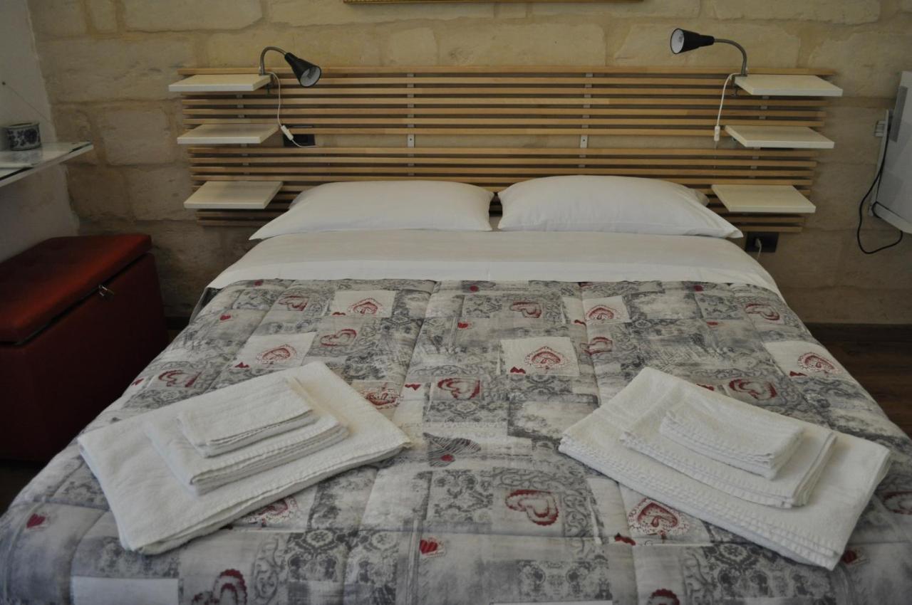 B&B Lecce Holidays ภายนอก รูปภาพ
