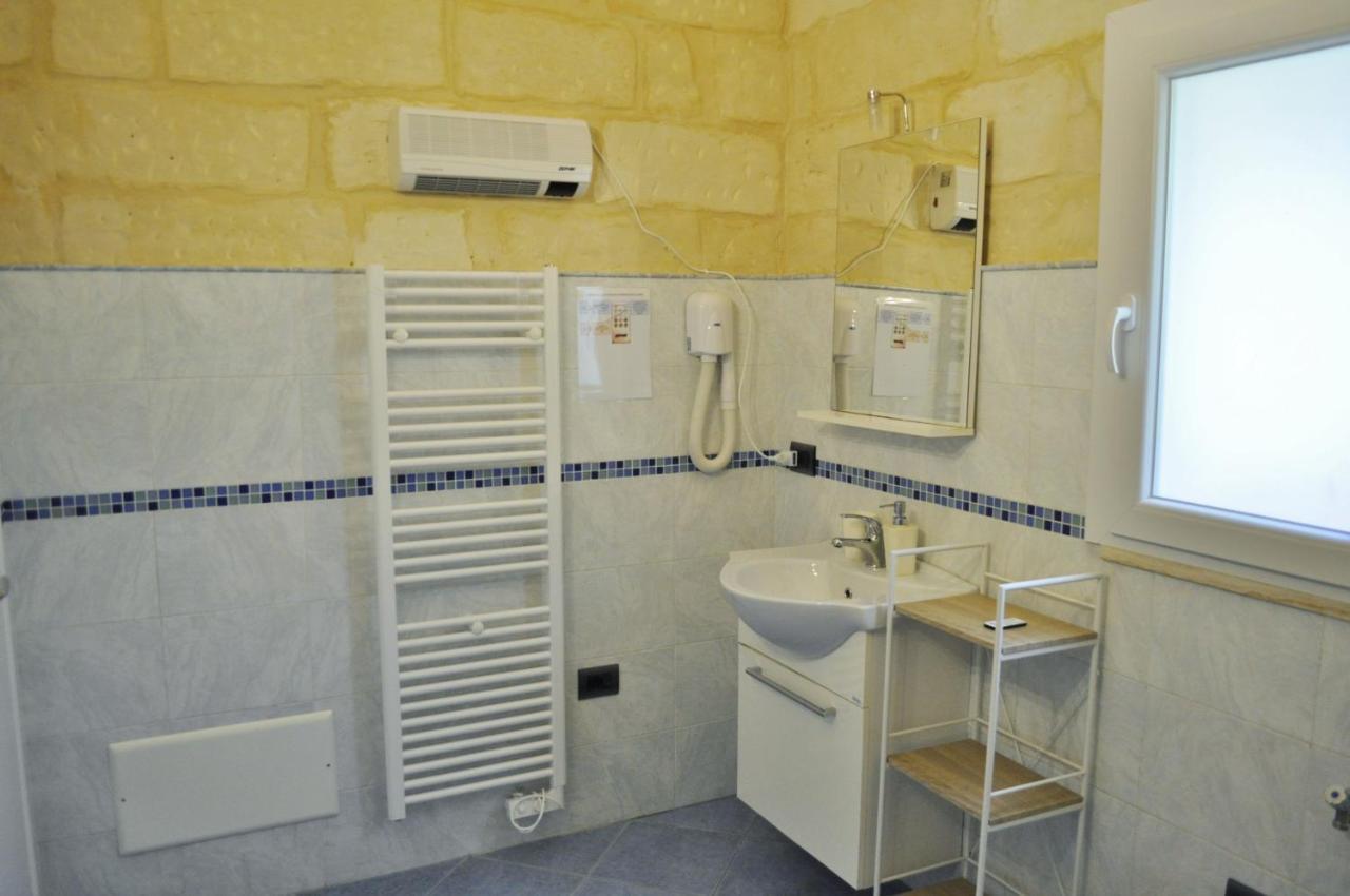 B&B Lecce Holidays ภายนอก รูปภาพ